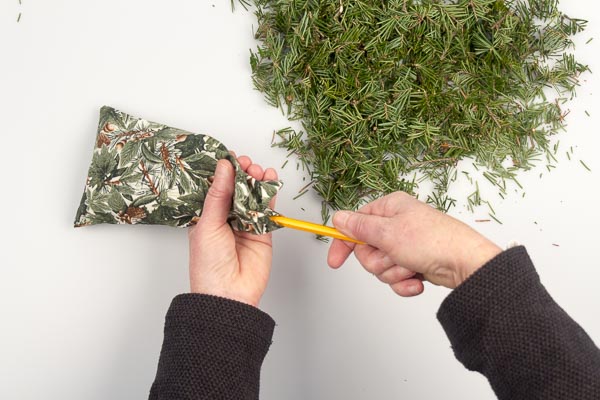 balsam_pillow_img_1975