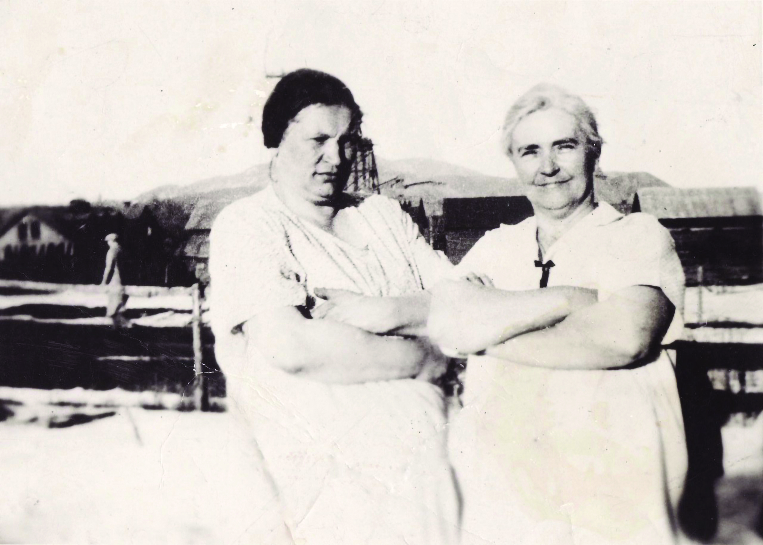 mine Grandmas oldpics7 Black and white photo of two women